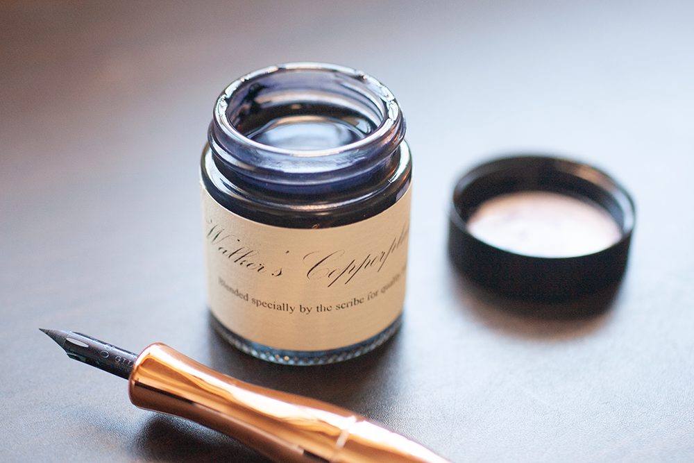 カッパープレート書体を書くために作られたインク「Walker's copperplate ink」